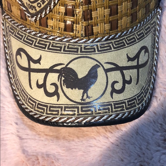 Hat - Picture 3 of 4